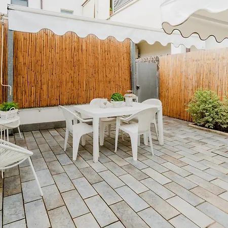 27 Centro Holiday home *