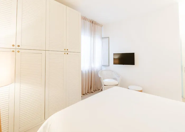 27 Centro Будинок відпочинку *